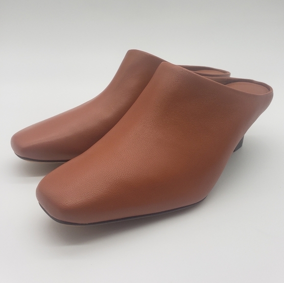 1090- Vince Benita Women's Mules Genuine Leather Size 7.5 NWT - Picture 2 of 10